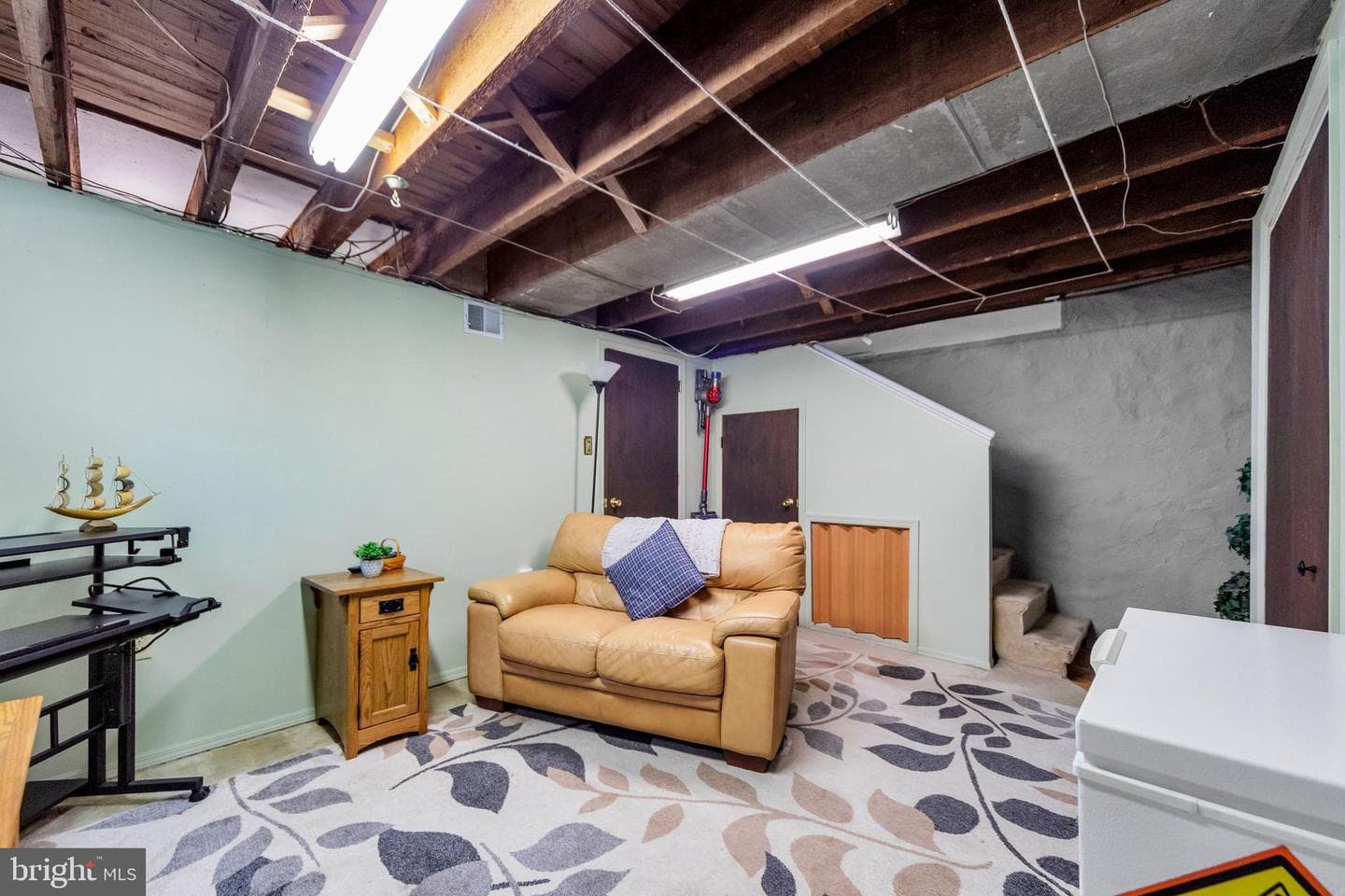 409 Holmes Road photo 27