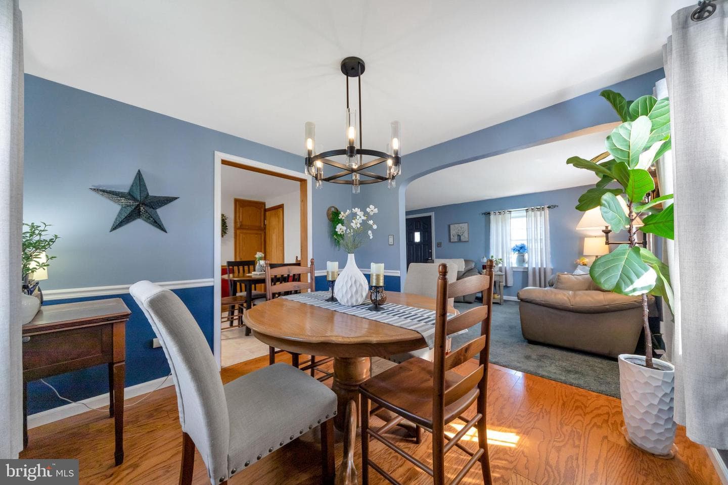 409 Holmes Road photo 9