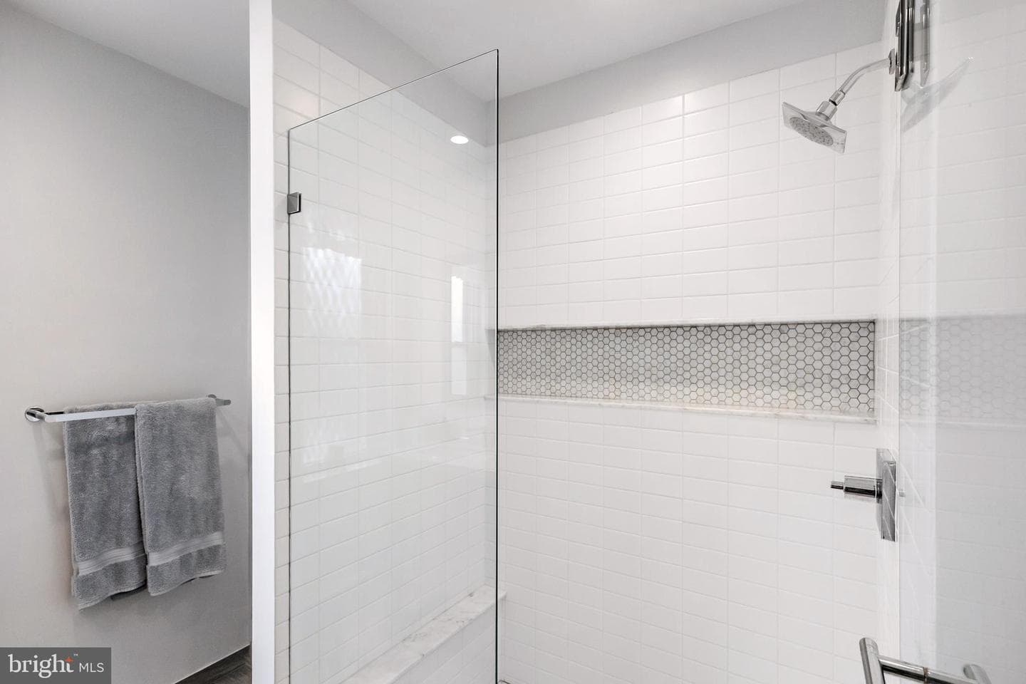 2525 Olcott Avenue photo 26