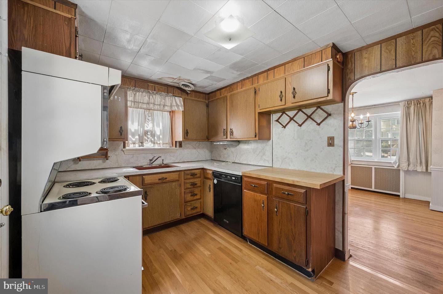125 S Sproul Road photo 12