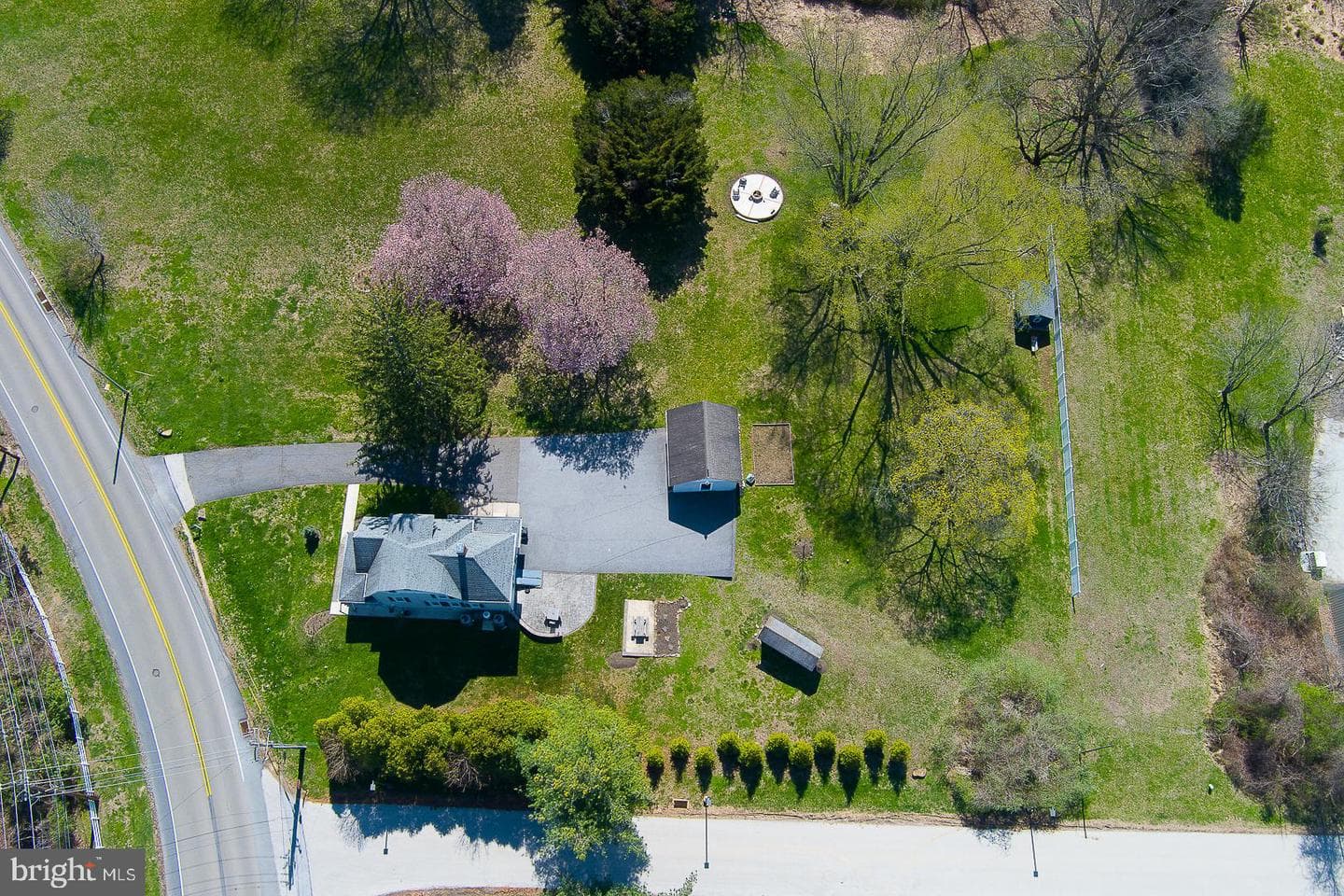 642 Concord Road photo 45