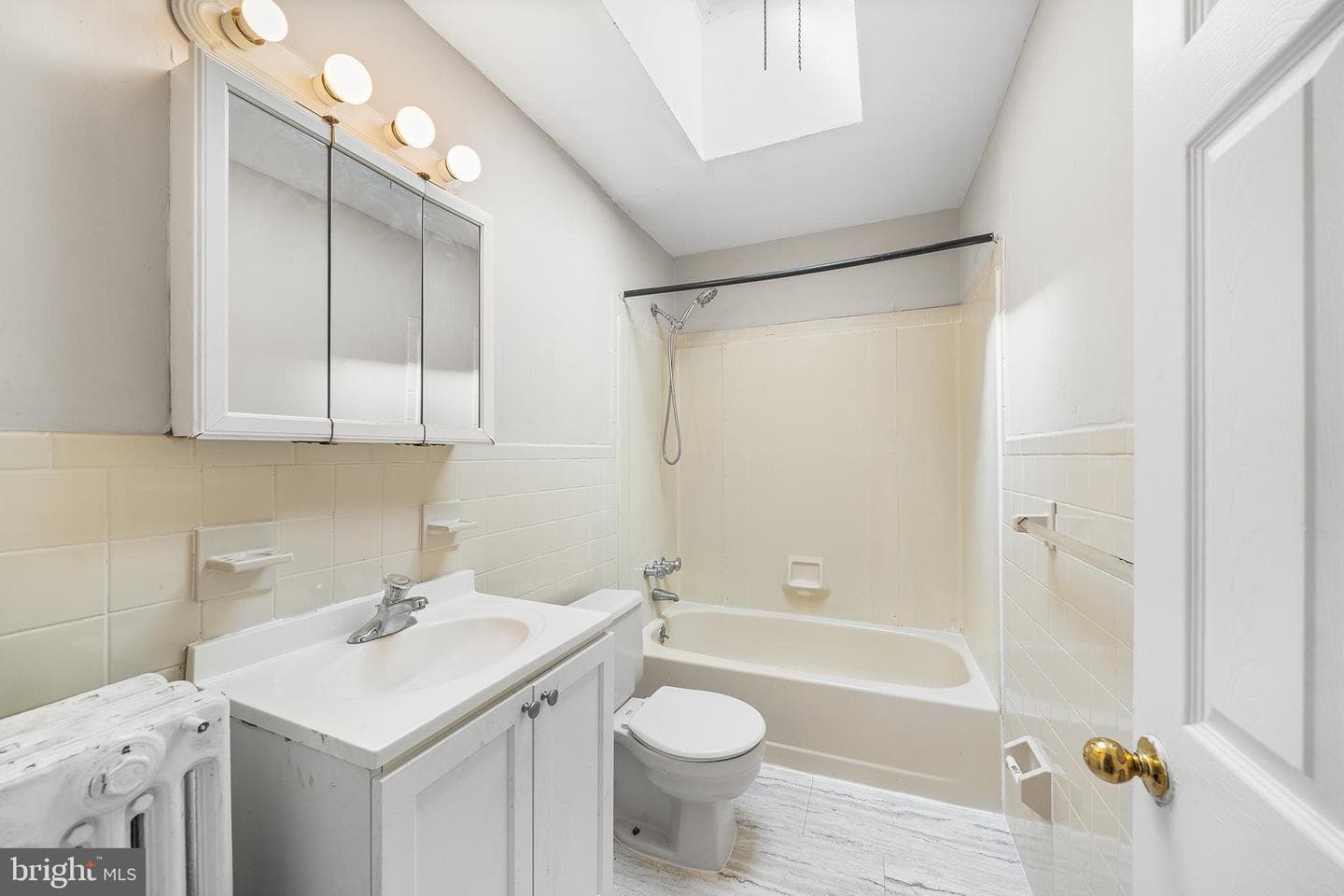 128 Whitely Terrace photo 19