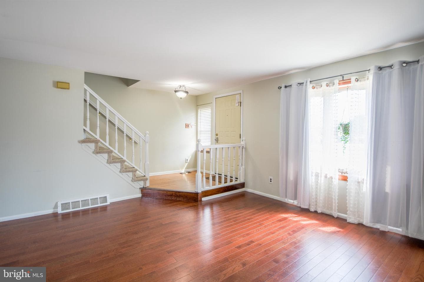 617 Saint Anthony Lane, Upper Darby