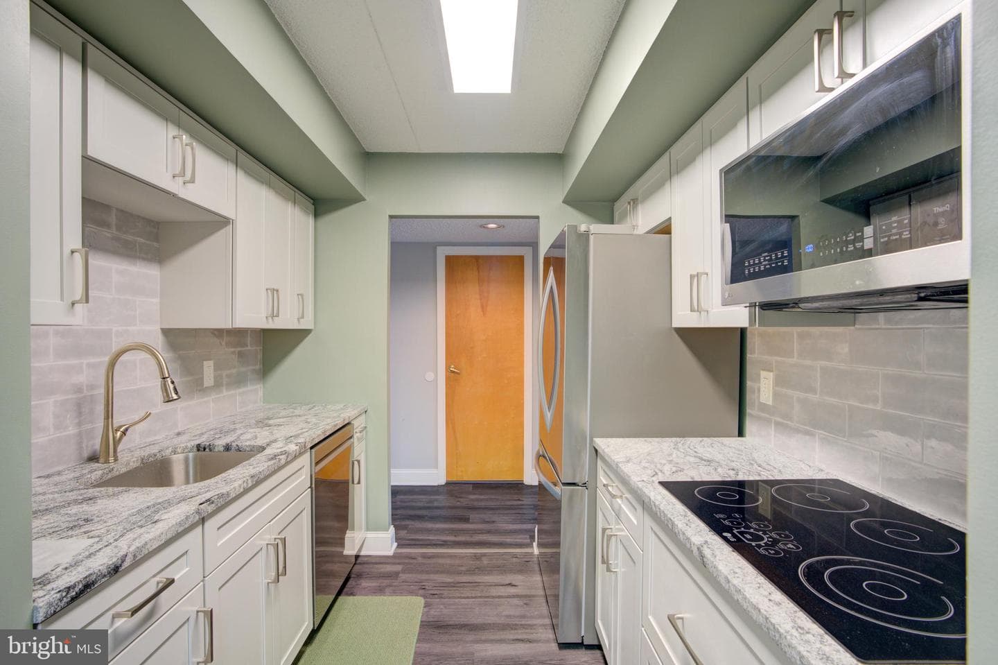 700 Avondale Road #6e photo 8
