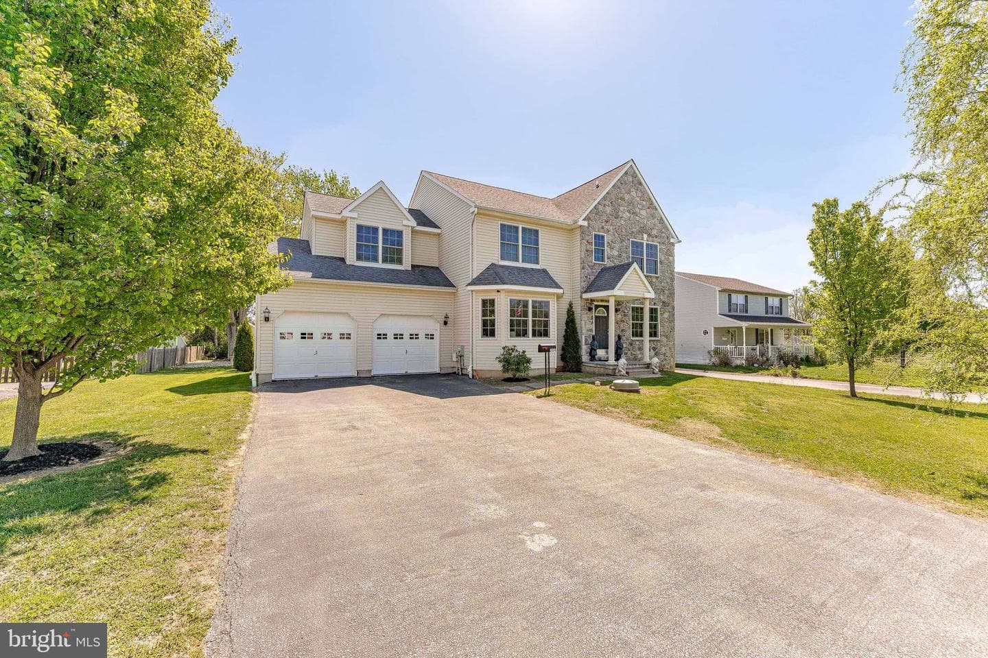 209 W Forestview Avenue photo 3