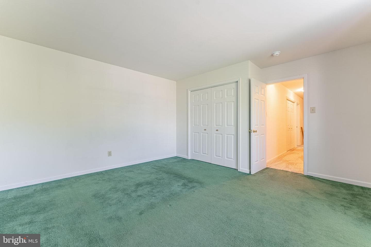 209 W Forestview Avenue photo 33