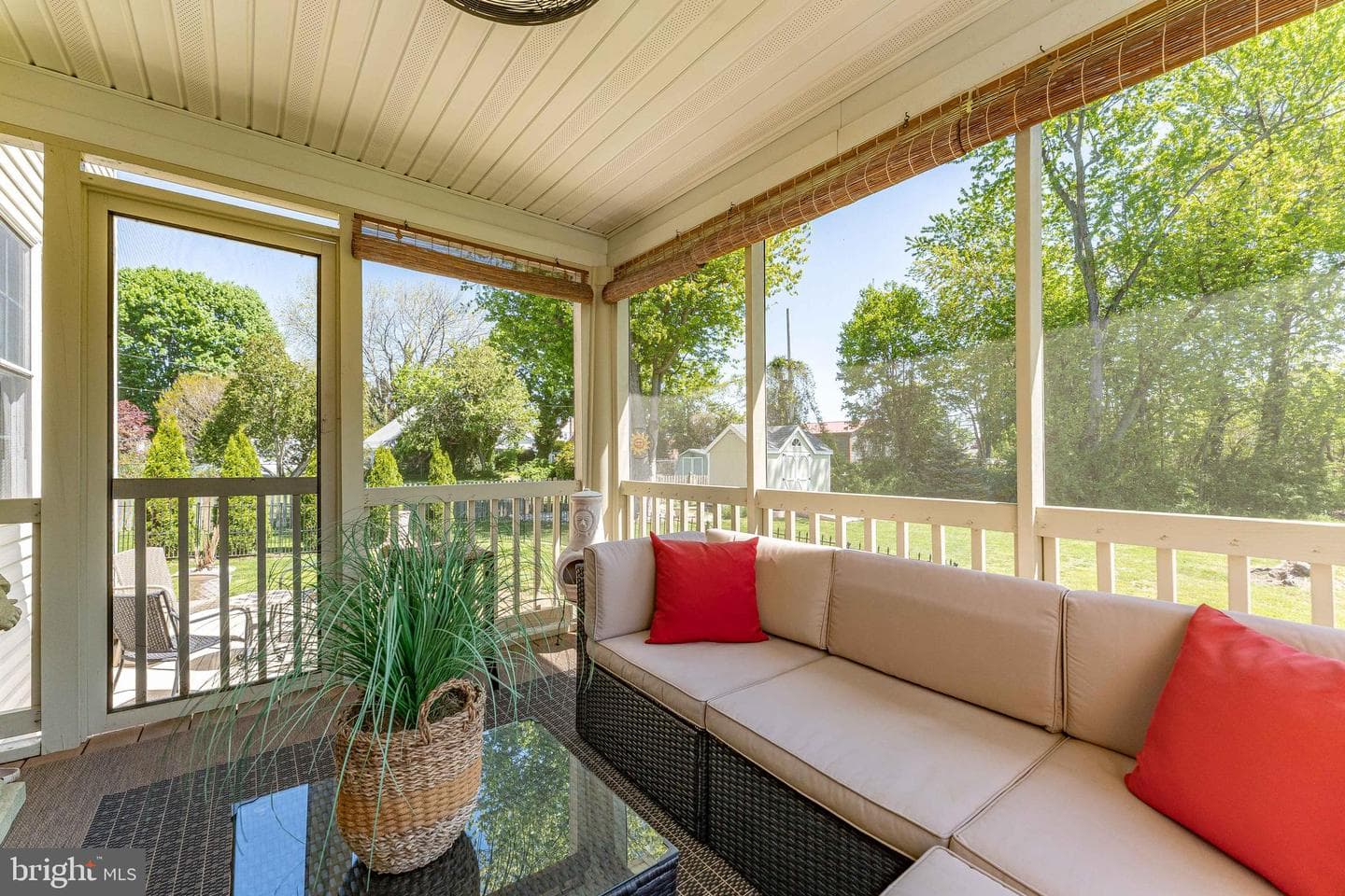 209 W Forestview Avenue photo 41