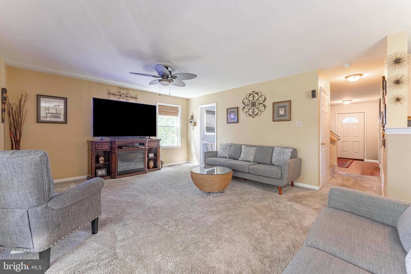209 W Forestview Avenue photo 9