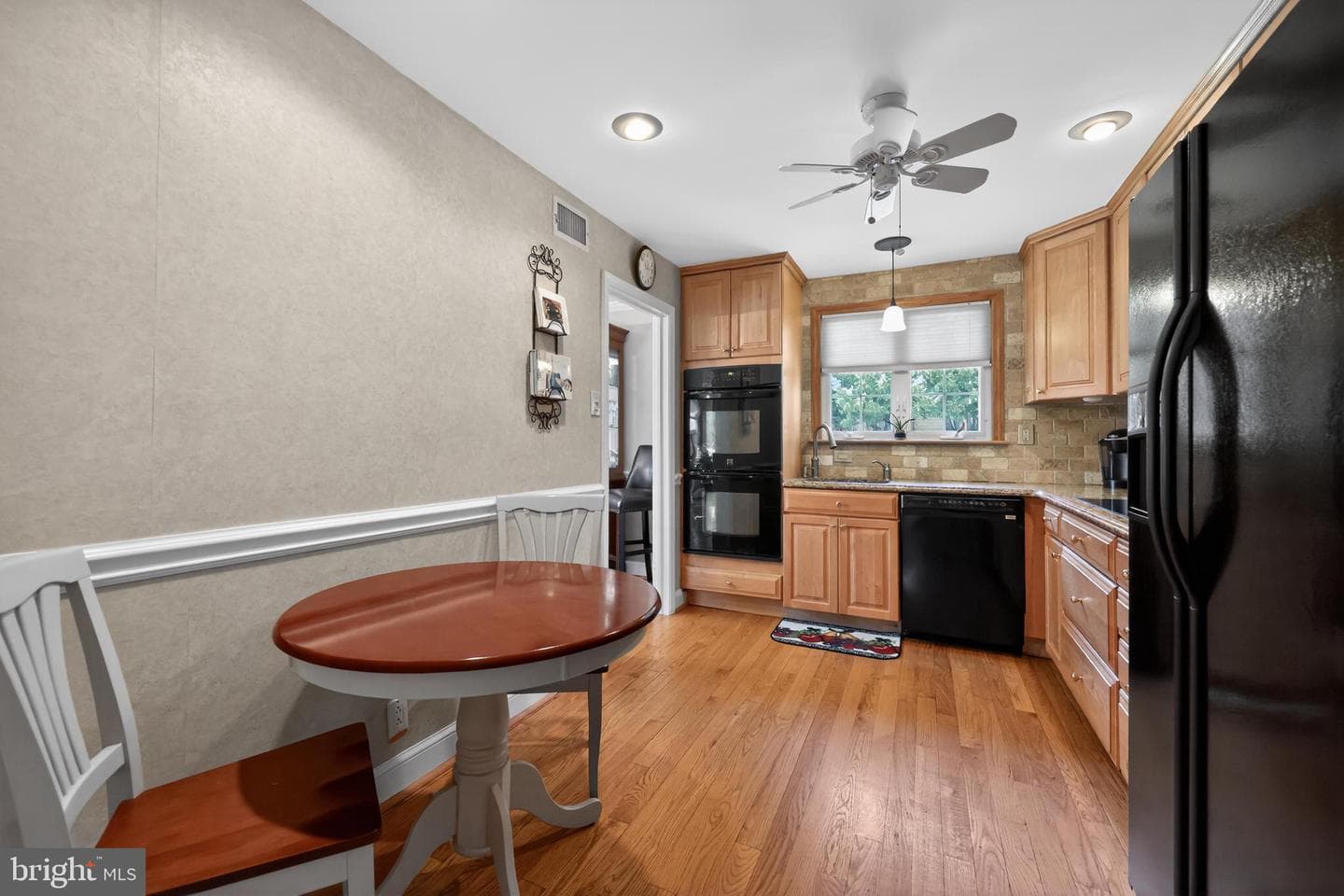 305 Somerset Place photo 14