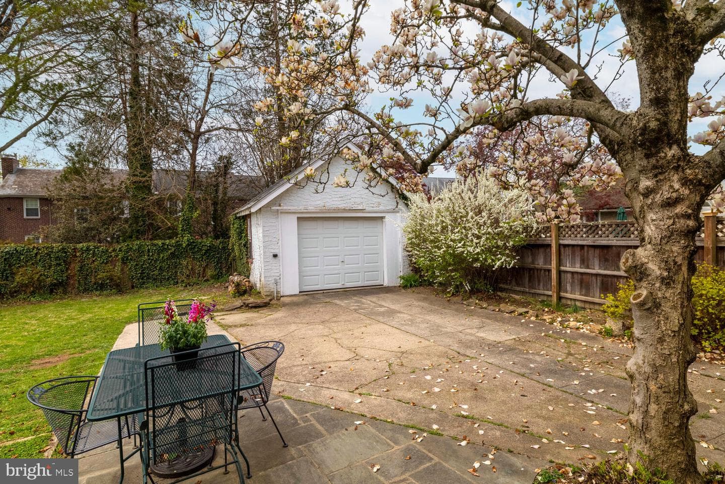 2116 E County Line Road photo 37