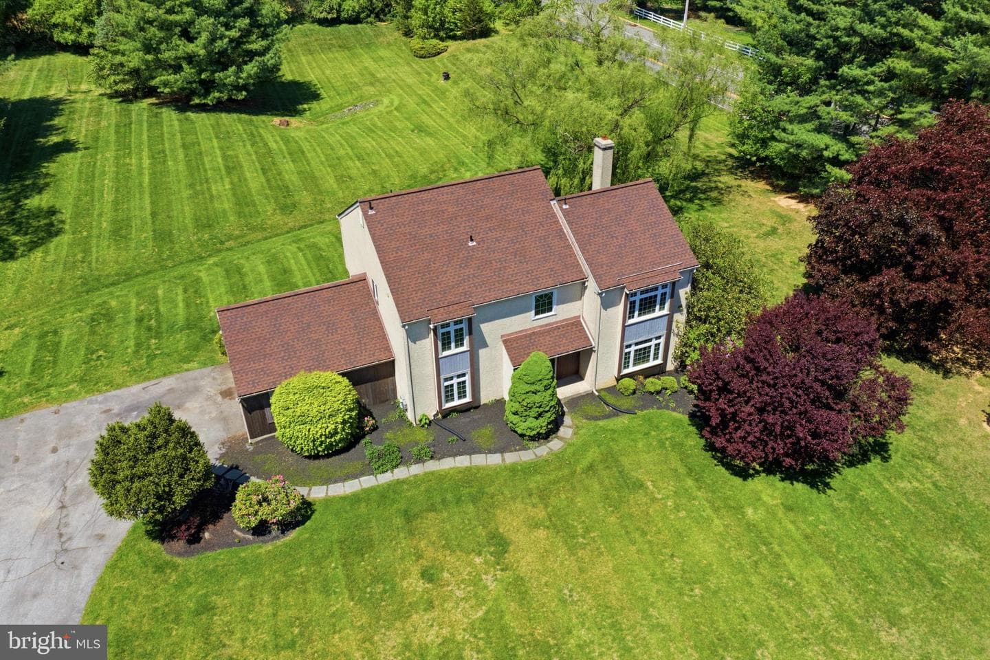 1 Glen Meadow Drive photo 3