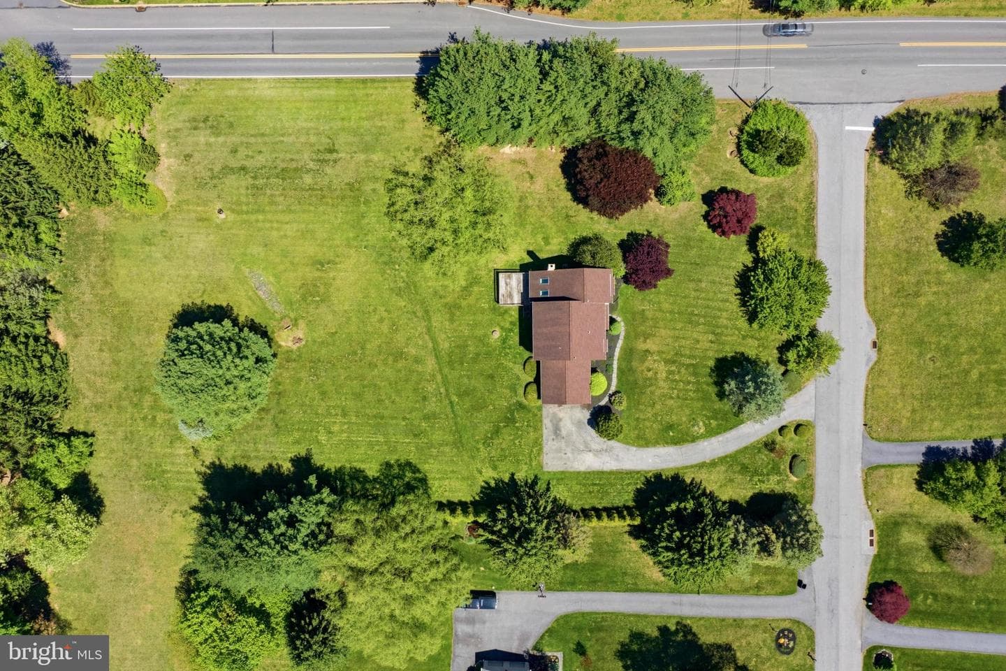 1 Glen Meadow Drive photo 9
