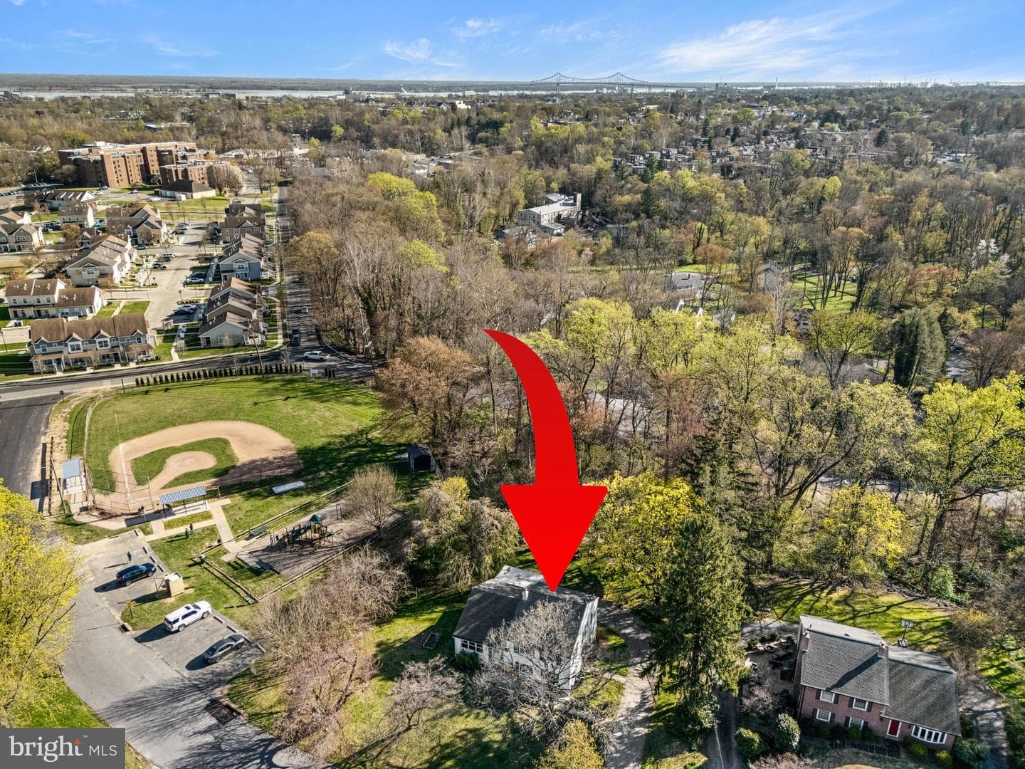 105 Westminster Drive photo 32