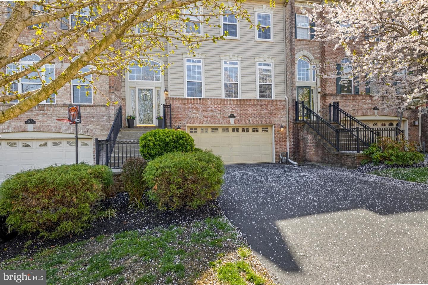 1248 Brookstone Drive photo 3