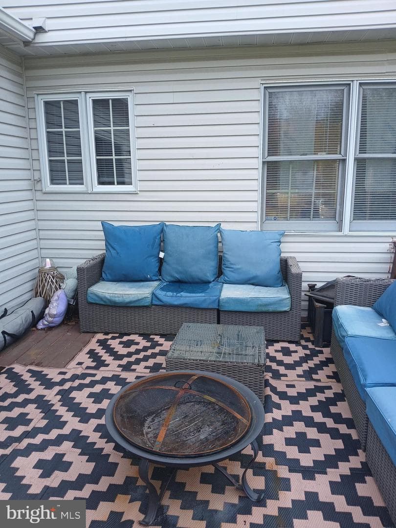 36 Evergreen Avenue photo 23