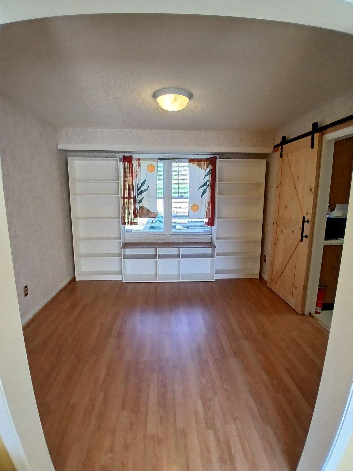 36 Evergreen Avenue photo 6