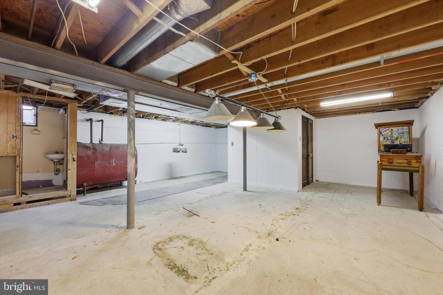 211 E Providence Road photo 23