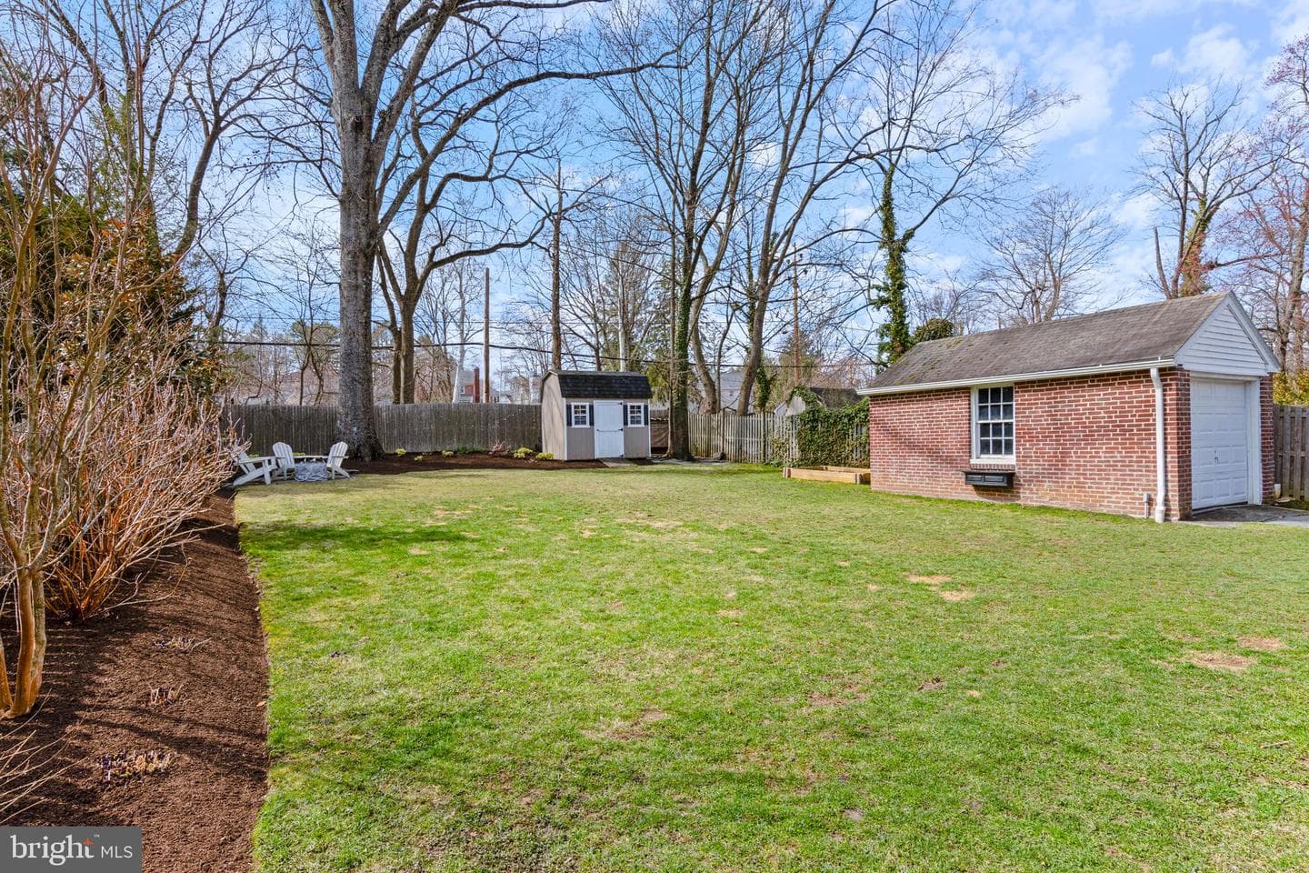 526 W Beechtree Lane photo 31