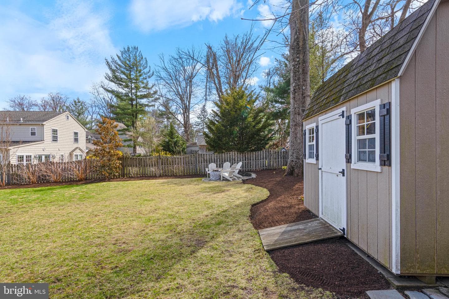 526 W Beechtree Lane photo 33