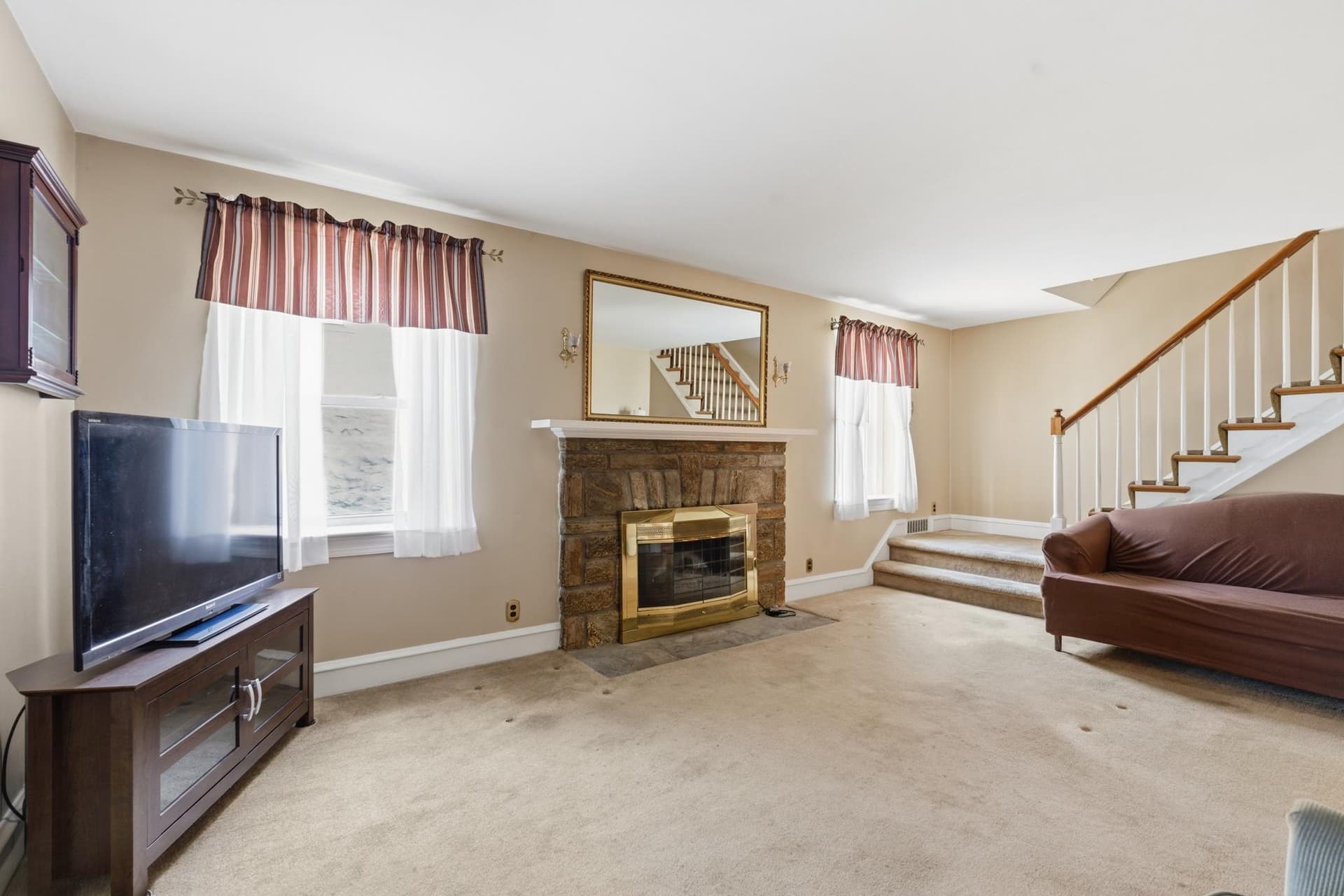 308 Eldon Avenue photo 5