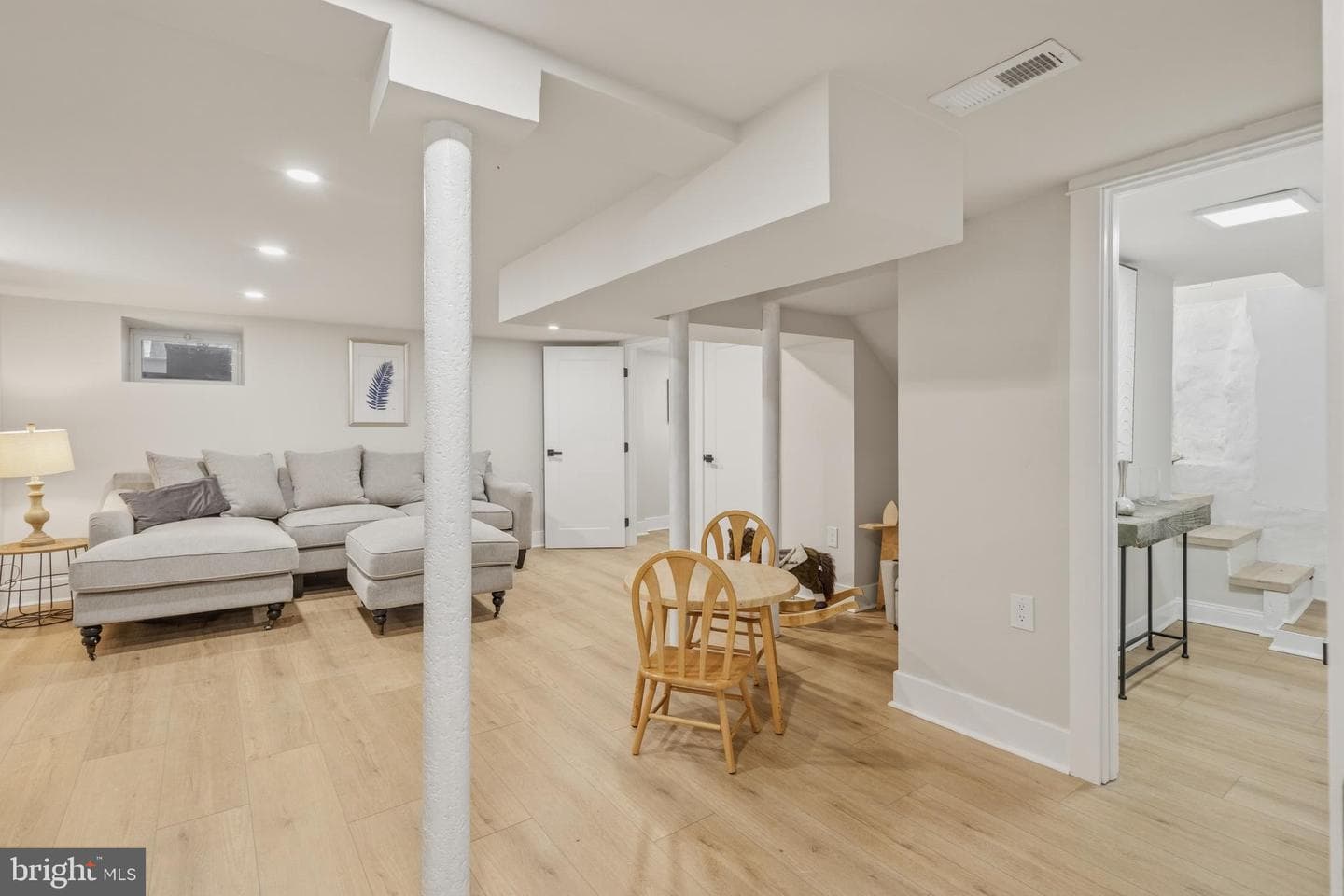 624 Lawson Avenue photo 49