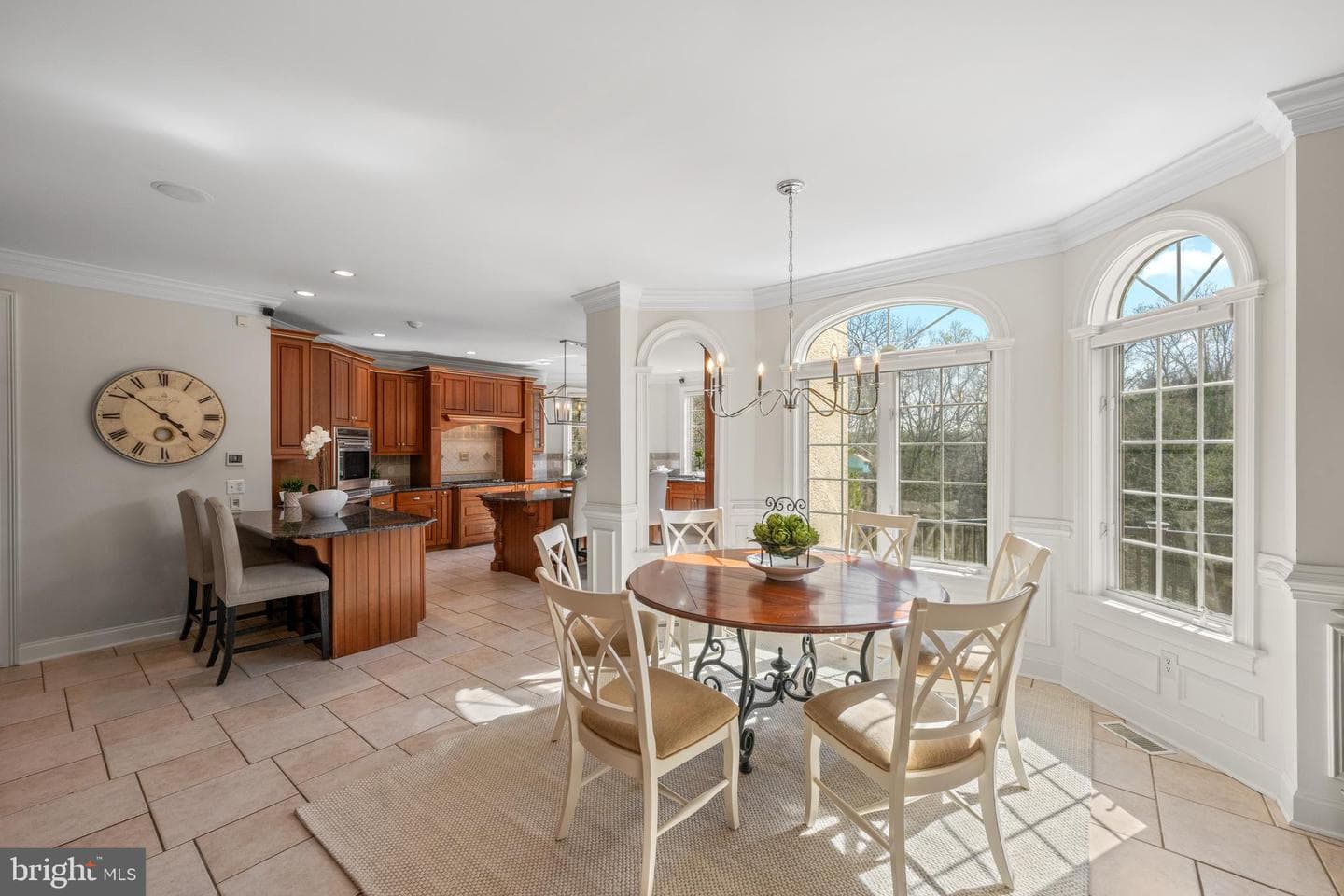 365 Arbor Circle photo 19