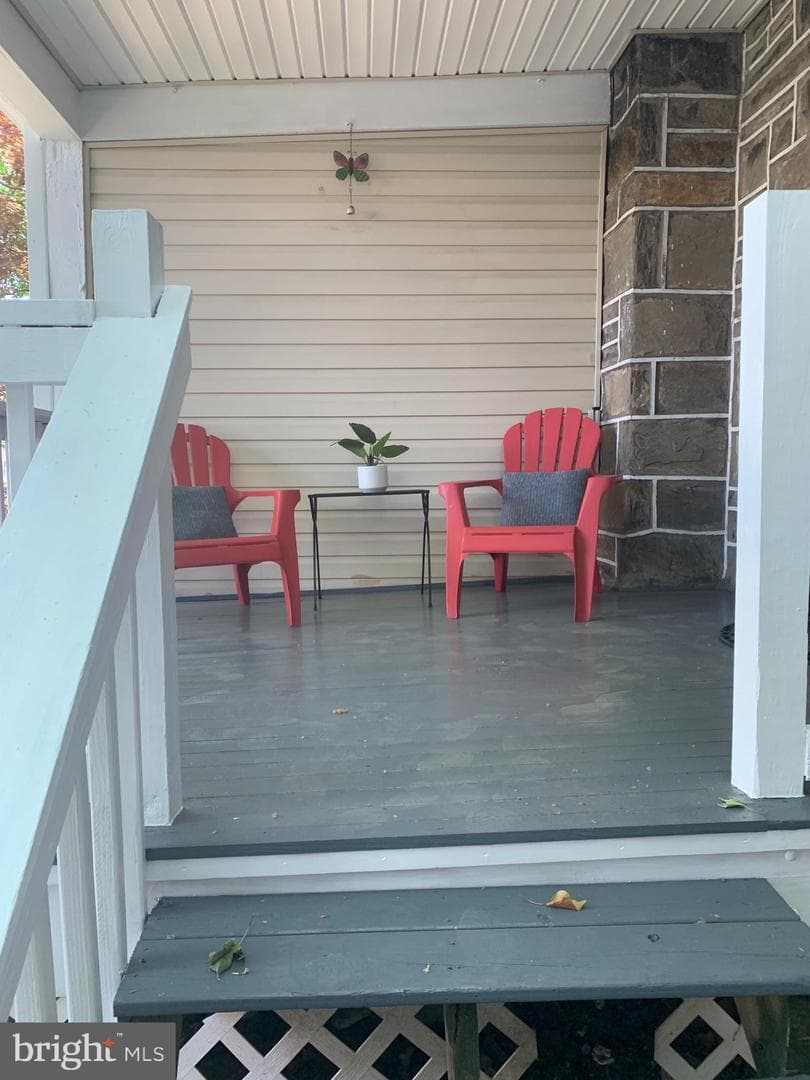428 Croyden Road photo 5