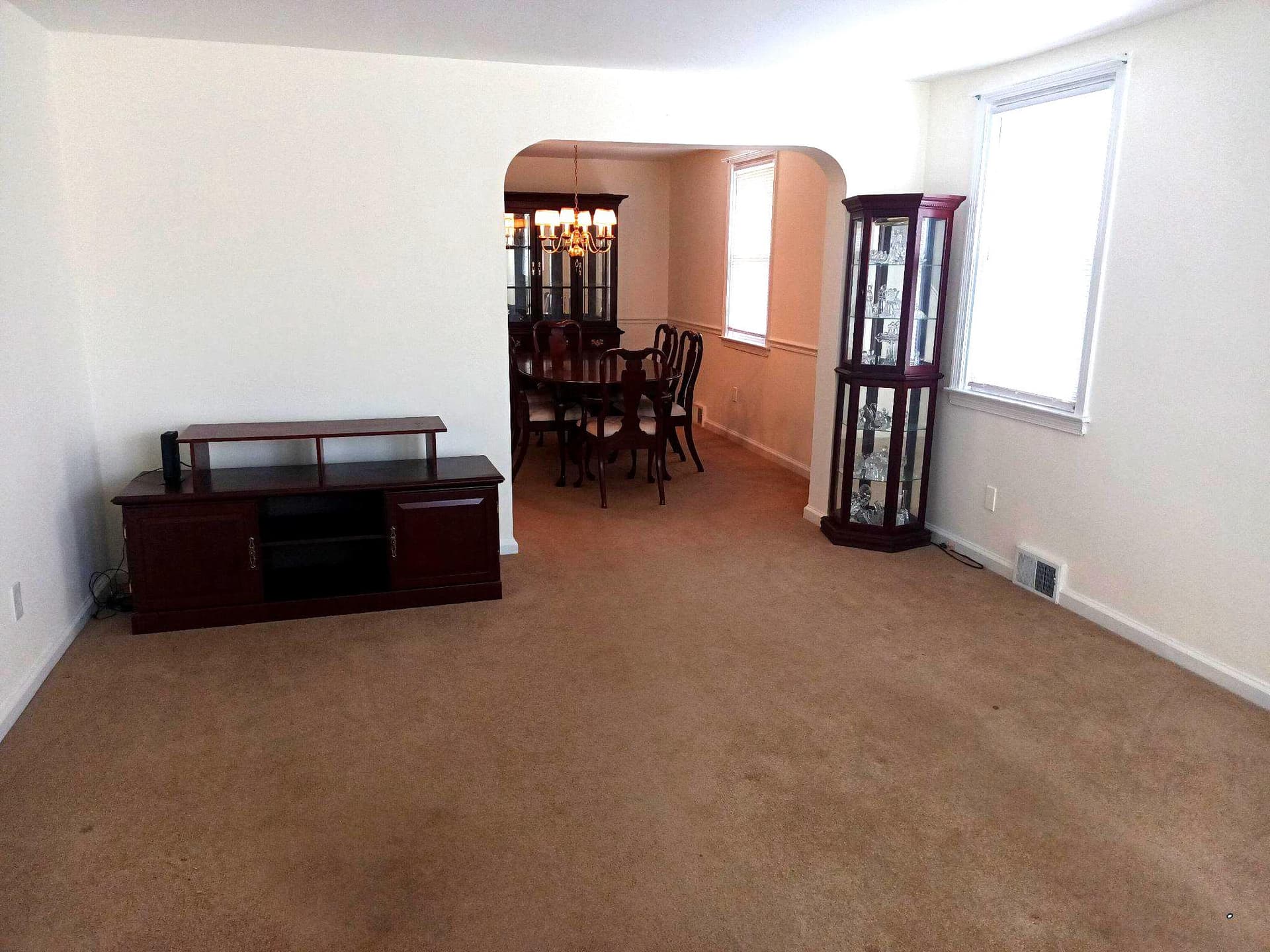 838 Colwell Road photo 3