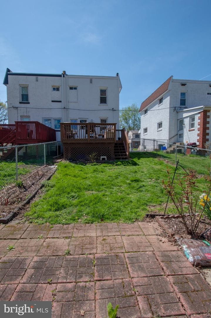 111 W Ridley Avenue photo 17
