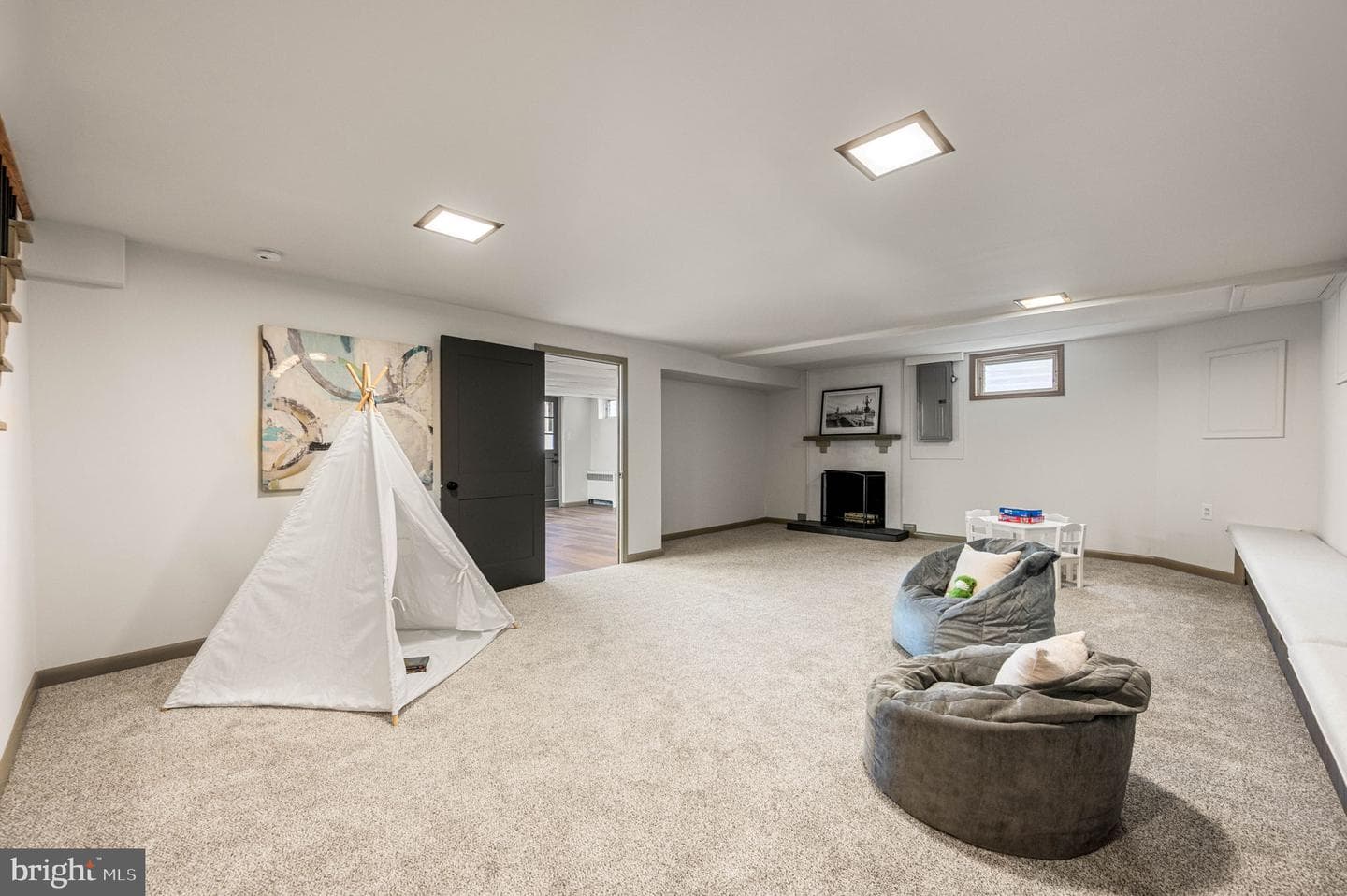 104 Gilmore Road photo 19