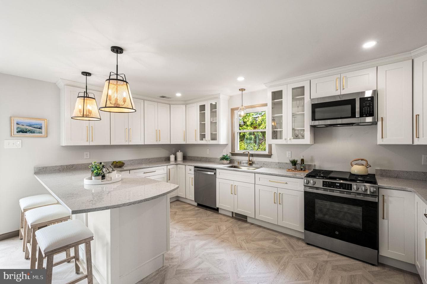 104 Gilmore Road photo 7