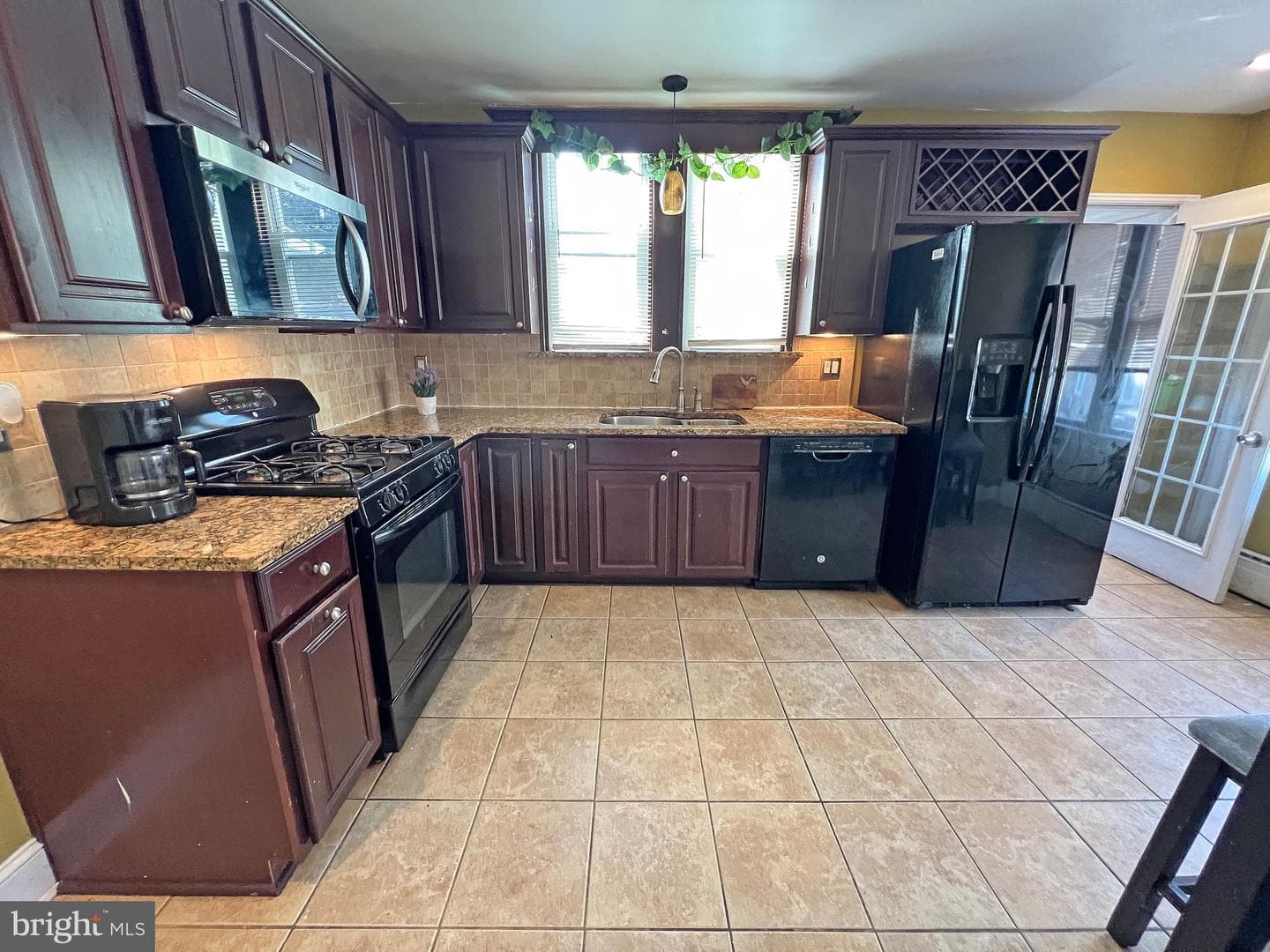 4129 Garrett Road photo 2