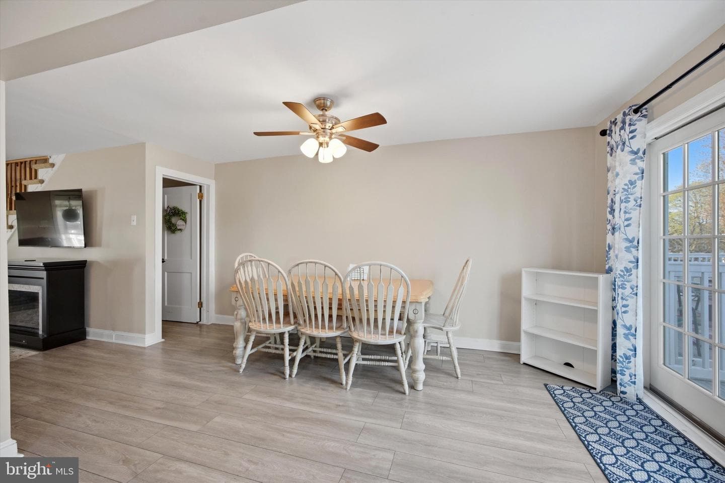 429 Seven Oaks Drive photo 8