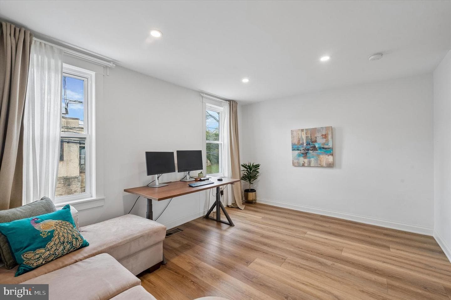 1307 Elmwood Avenue photo 22