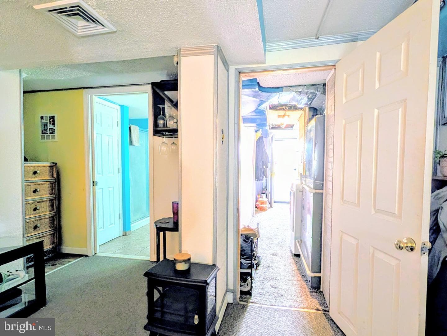568 Michell Street photo 37
