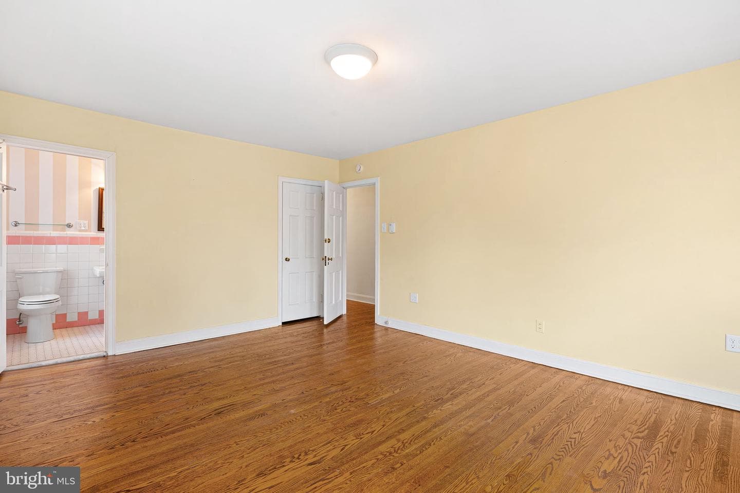 929 Burmont Road photo 24