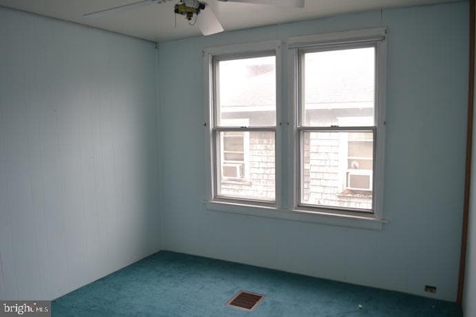 631 10th Avenue photo 15