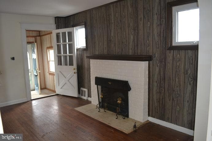 631 10th Avenue photo 6