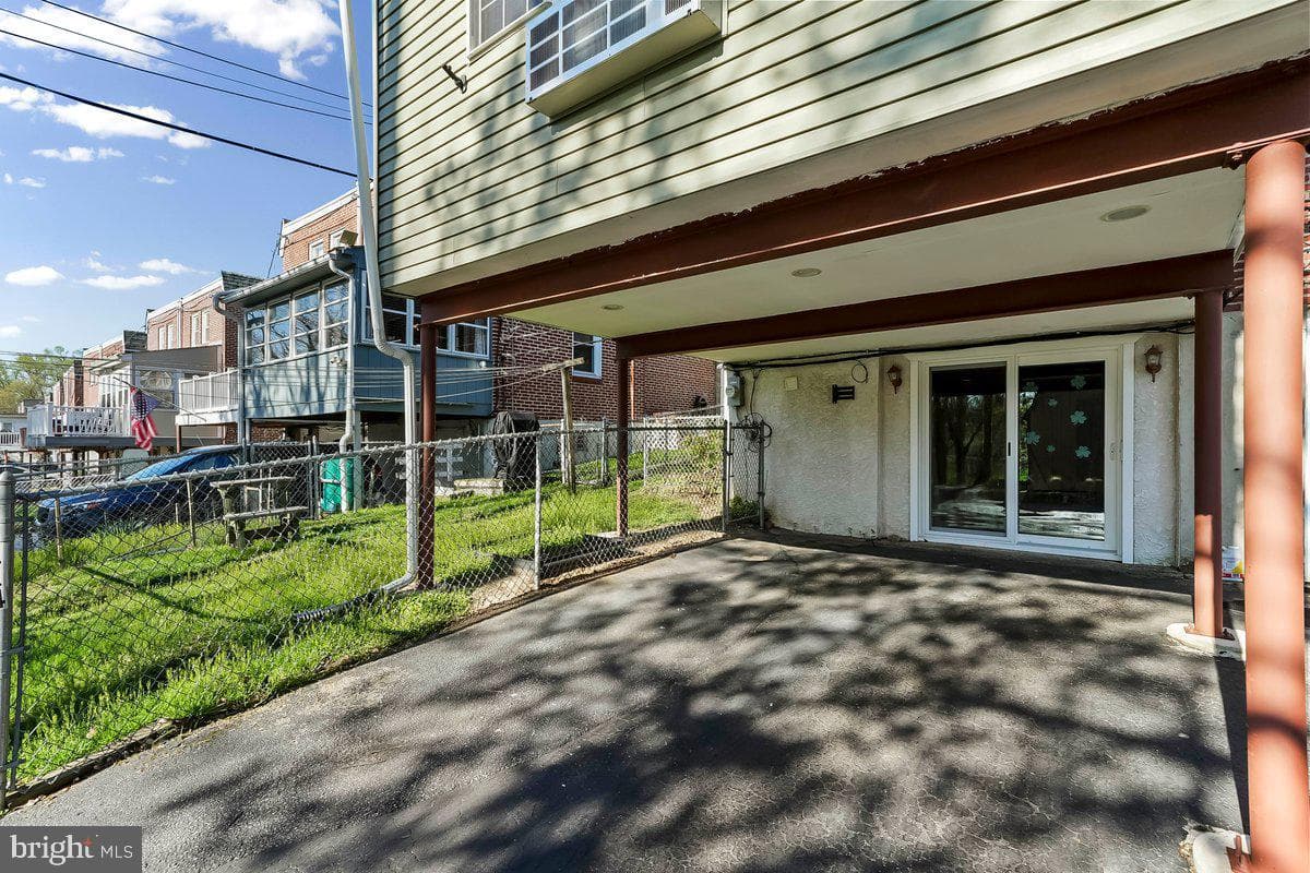 114 Lakeview Drive photo 25