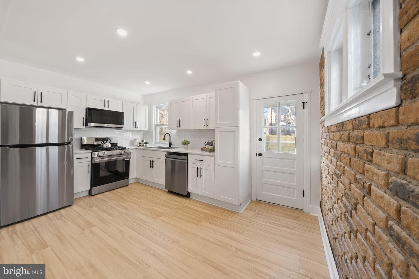 2517 Marshall Road photo 13