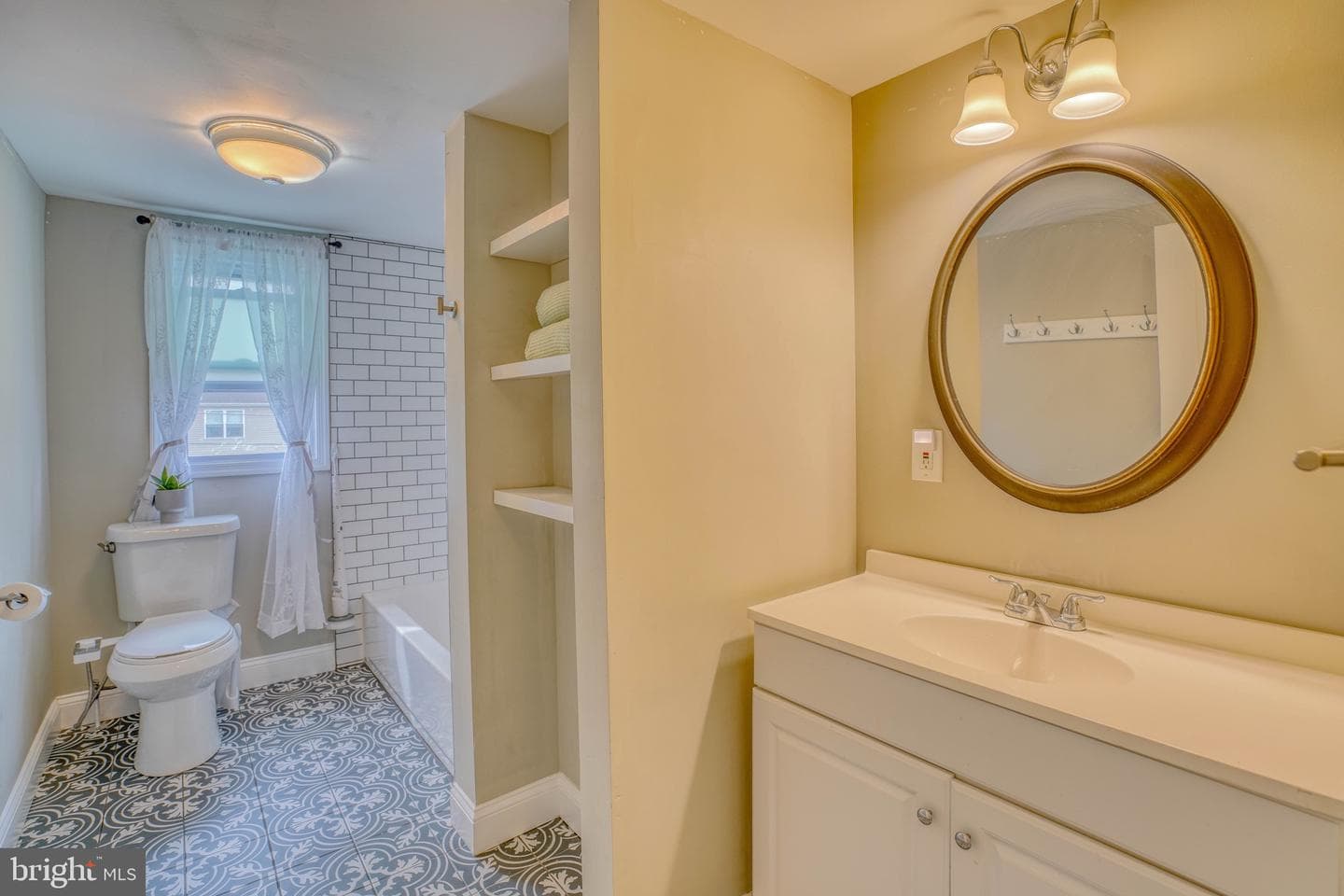 138 Trimble Boulevard photo 35