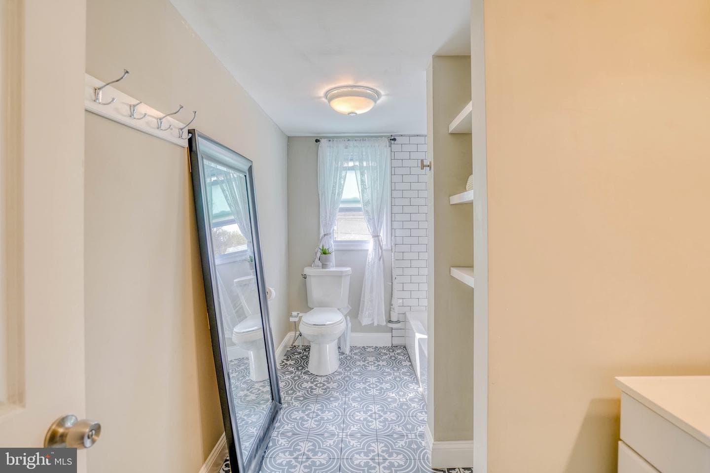 138 Trimble Boulevard photo 36