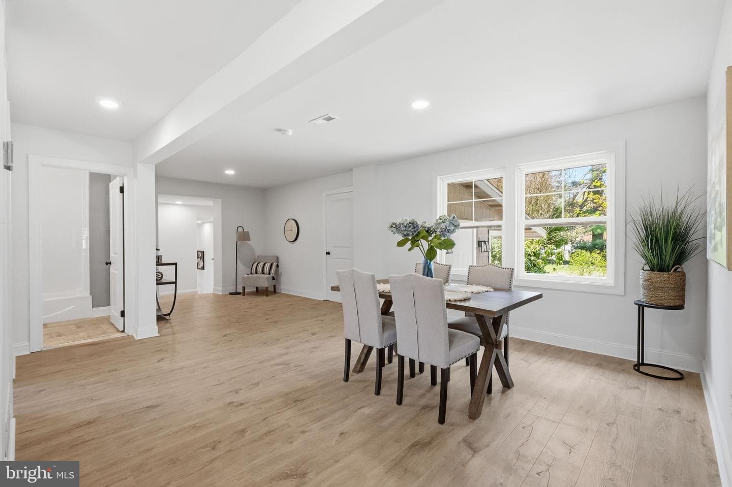409 S Providence Road photo 27