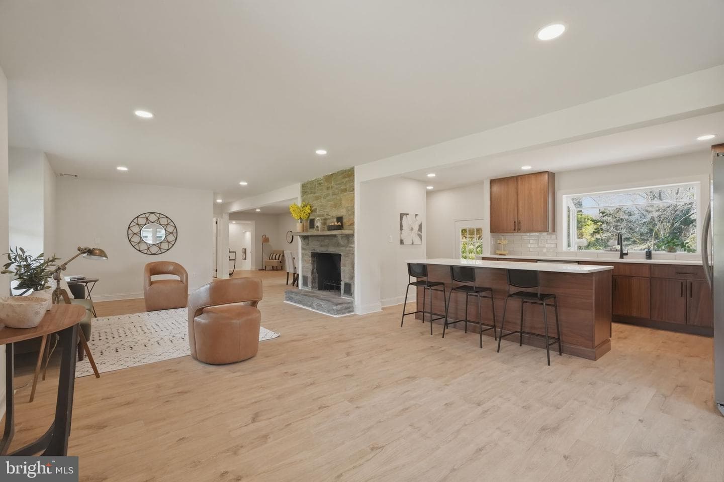 409 S Providence Road photo 42
