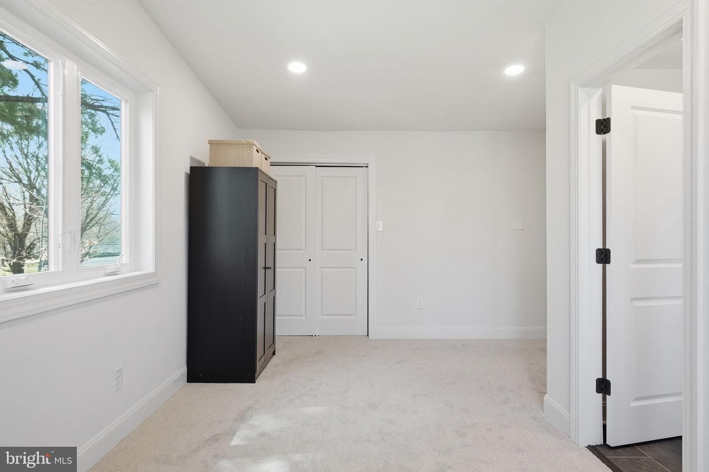 409 S Providence Road photo 74