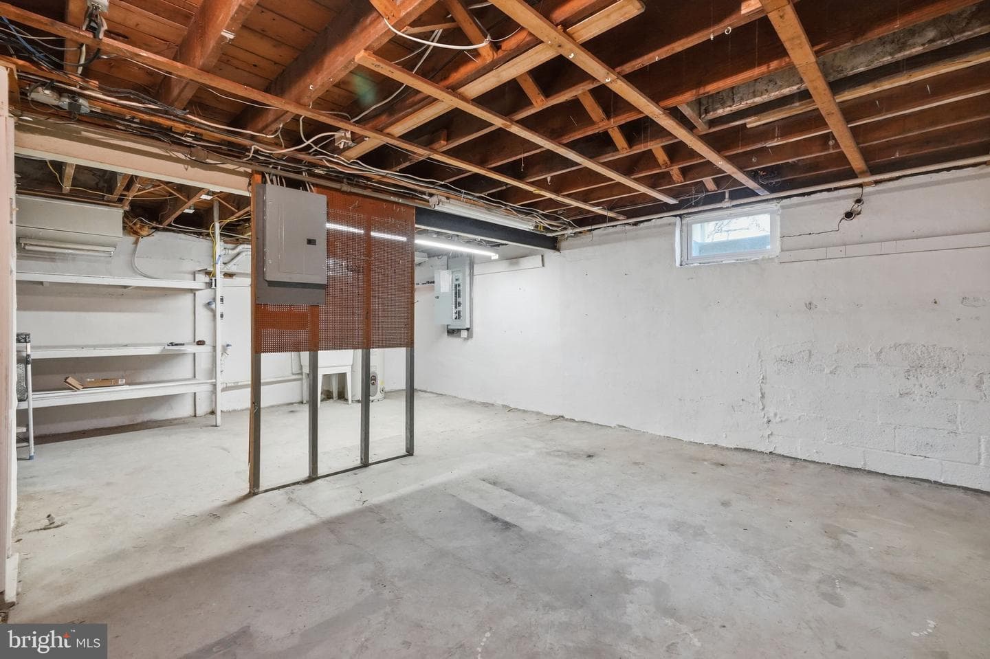 409 S Providence Road photo 91
