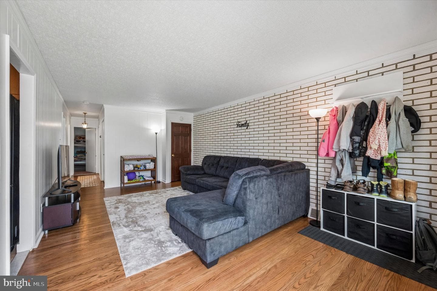 82 Hoffman Road photo 6