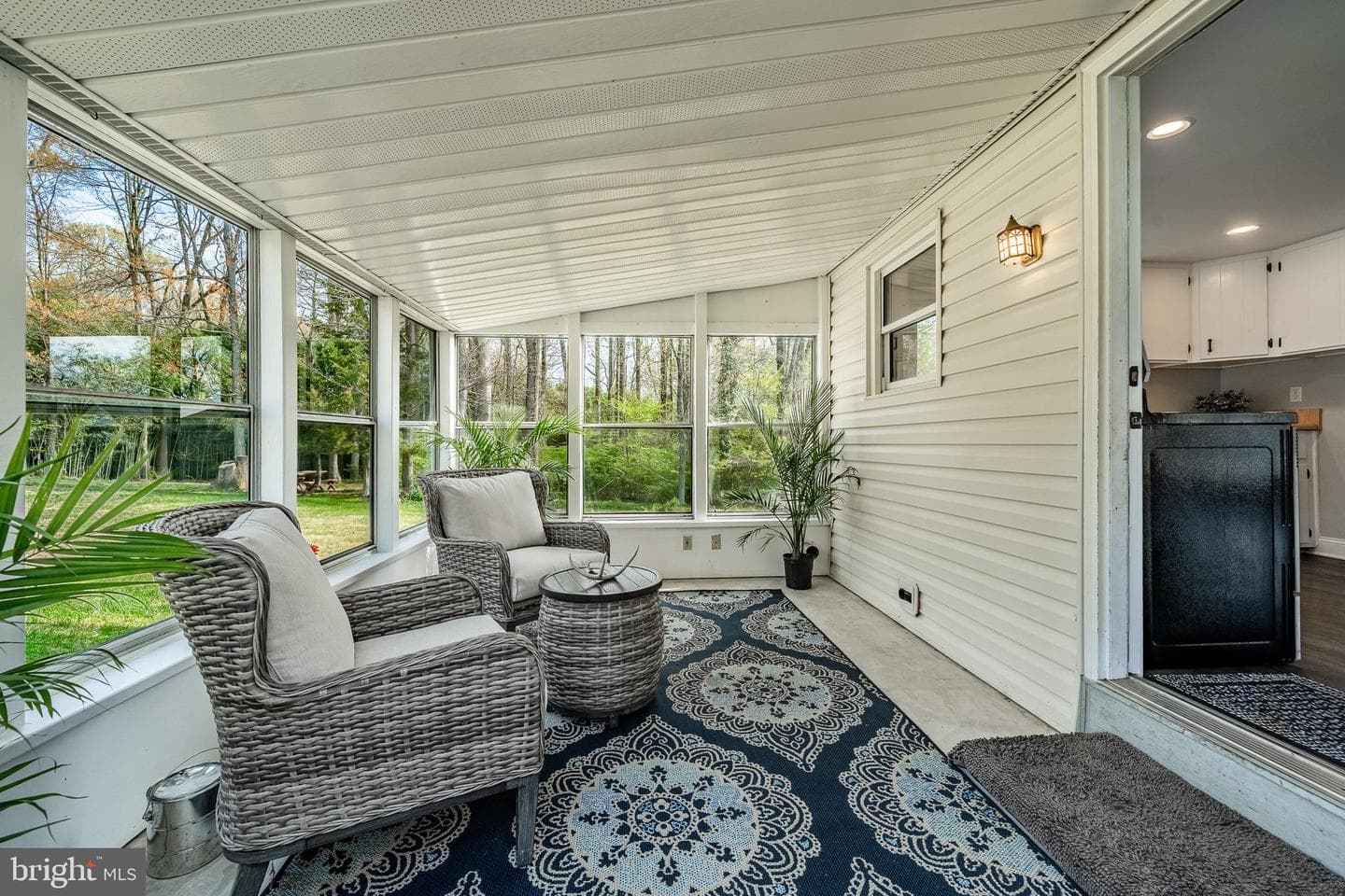 3119 Laughead photo 24