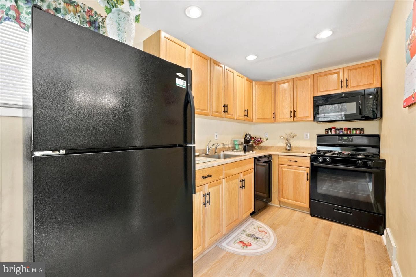 1150 Taylor Drive photo 19