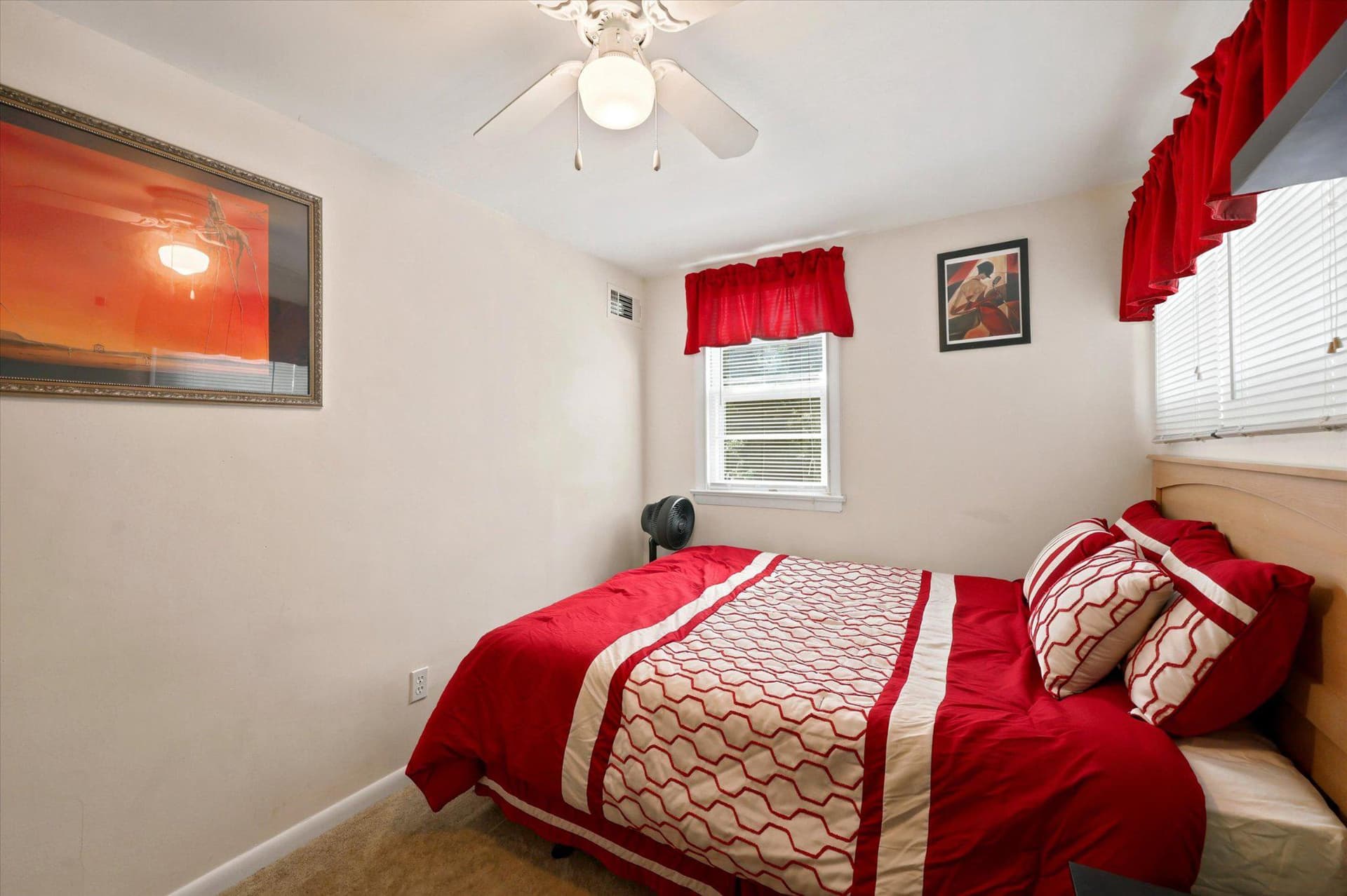 1150 Taylor Drive photo 33